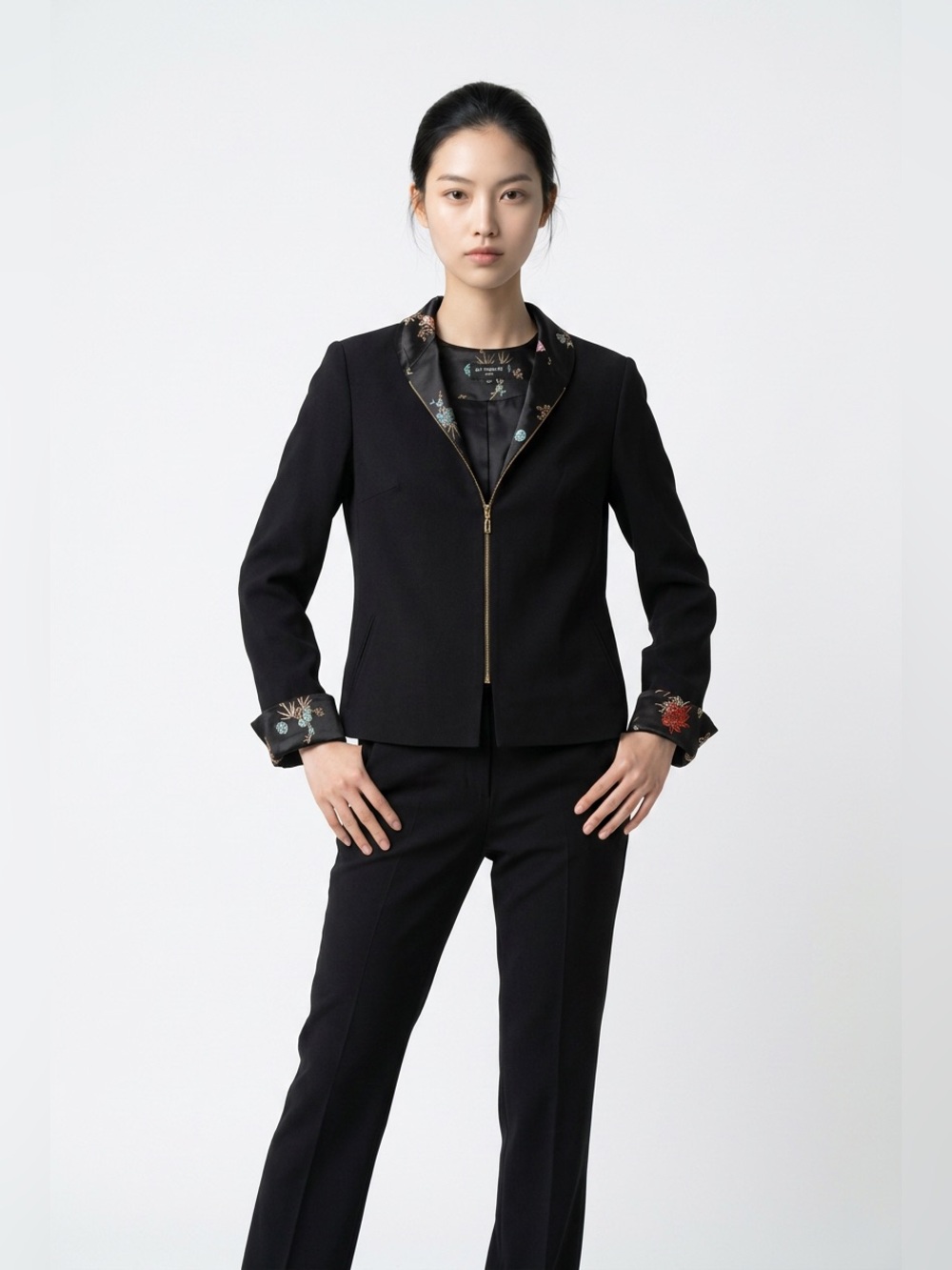 Lee Young Hee (Paris)Black Embroidered Zip-Front Jacket  US 10/Eur 42